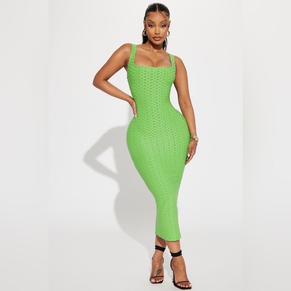 NWT Vibrant Green Midi Dress - Picture 1 of 4